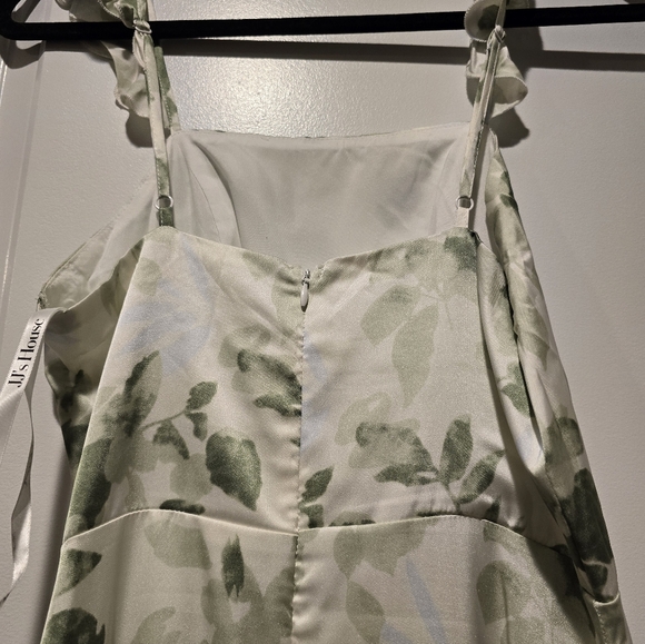 New JJs house Square Asymmetrical Satin Bridesmaid Dress Ruffle green floral - Picture 5 of 6